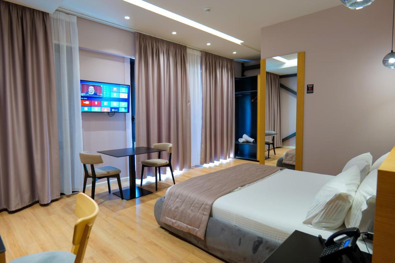 Lord Hotel Tirana Vorë エクステリア 写真