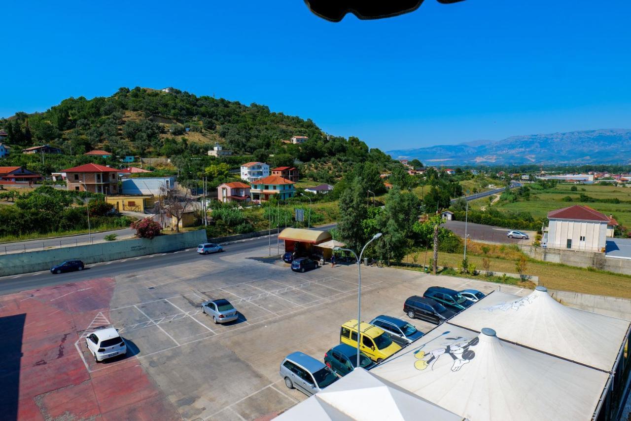 Lord Hotel Tirana Vorë エクステリア 写真