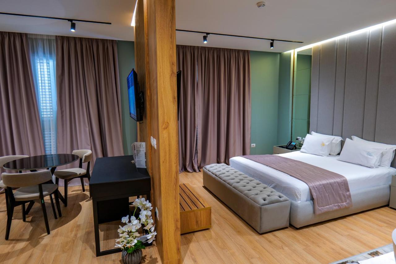 Lord Hotel Tirana Vorë エクステリア 写真
