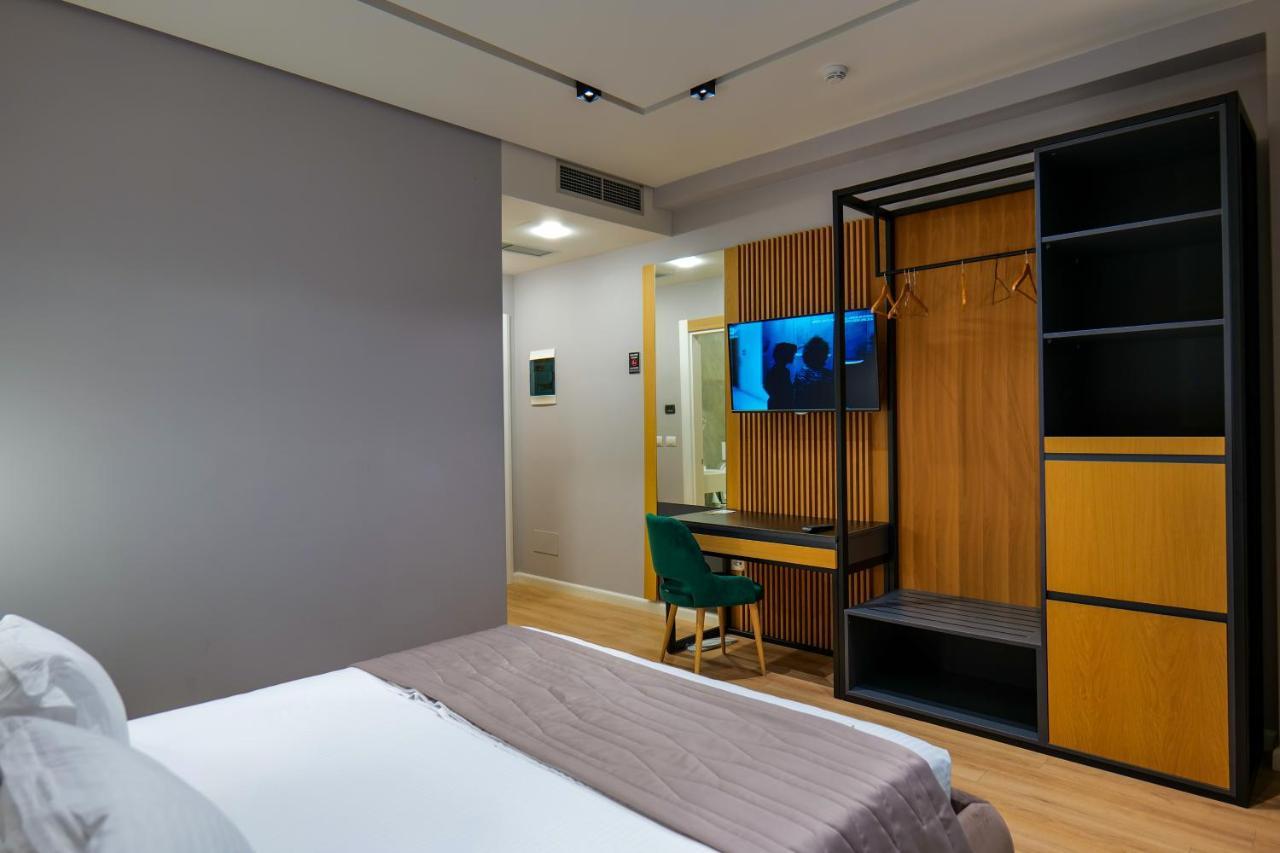 Lord Hotel Tirana Vorë エクステリア 写真