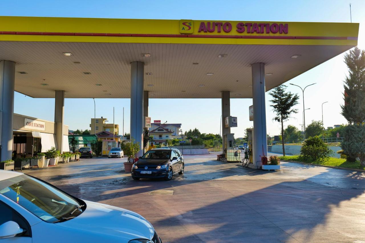 Lord Hotel Tirana Vorë エクステリア 写真