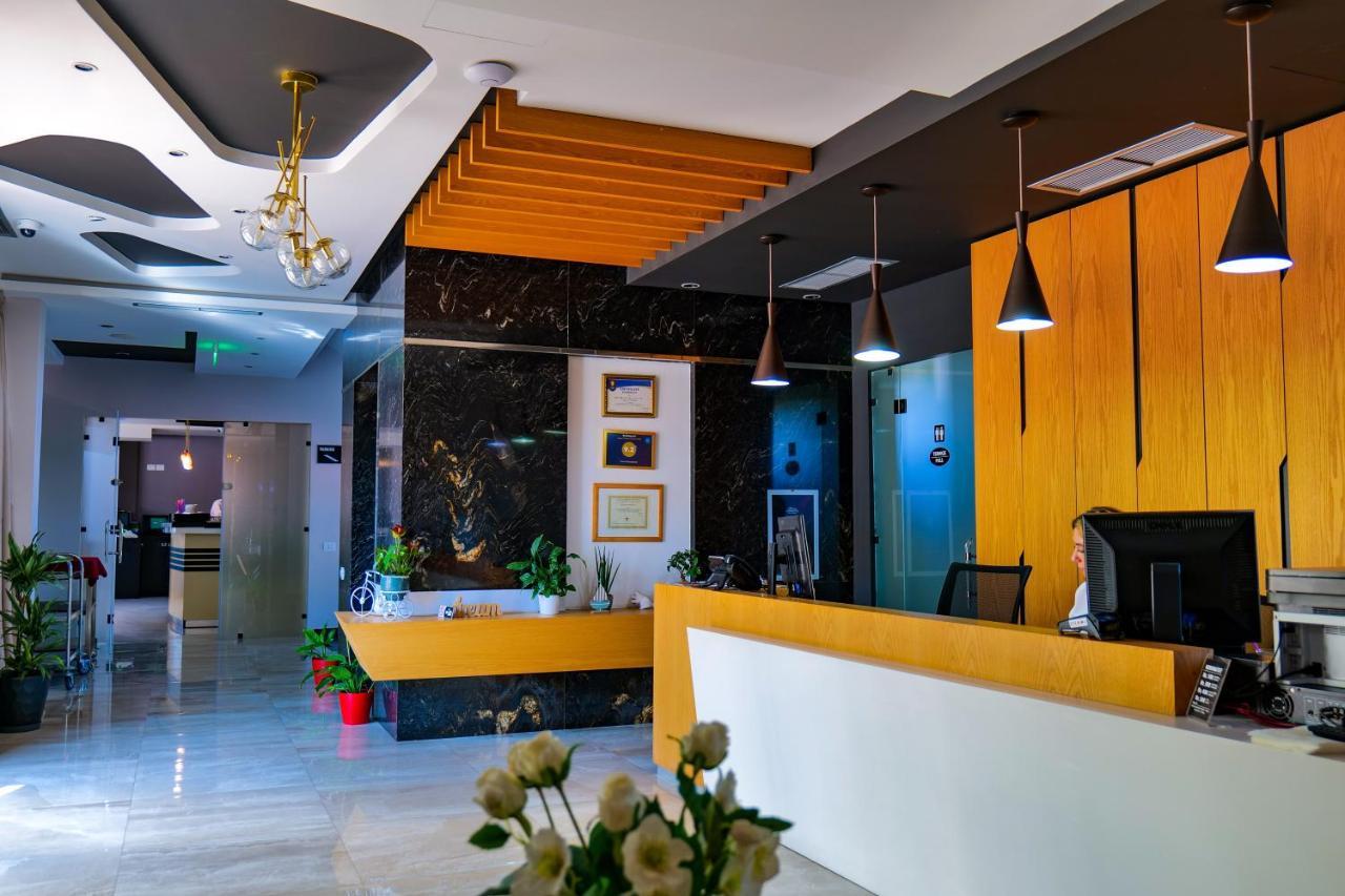 Lord Hotel Tirana Vorë エクステリア 写真