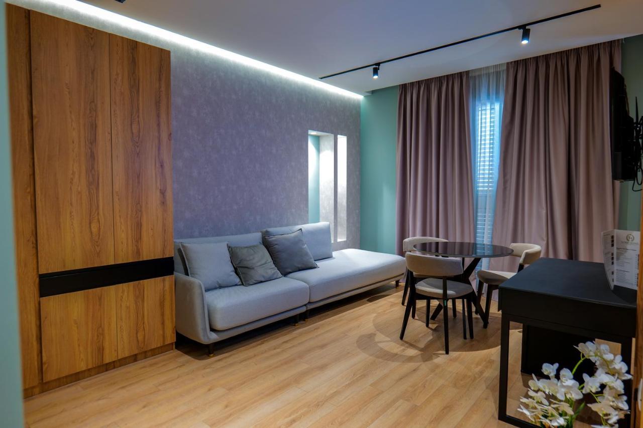 Lord Hotel Tirana Vorë エクステリア 写真