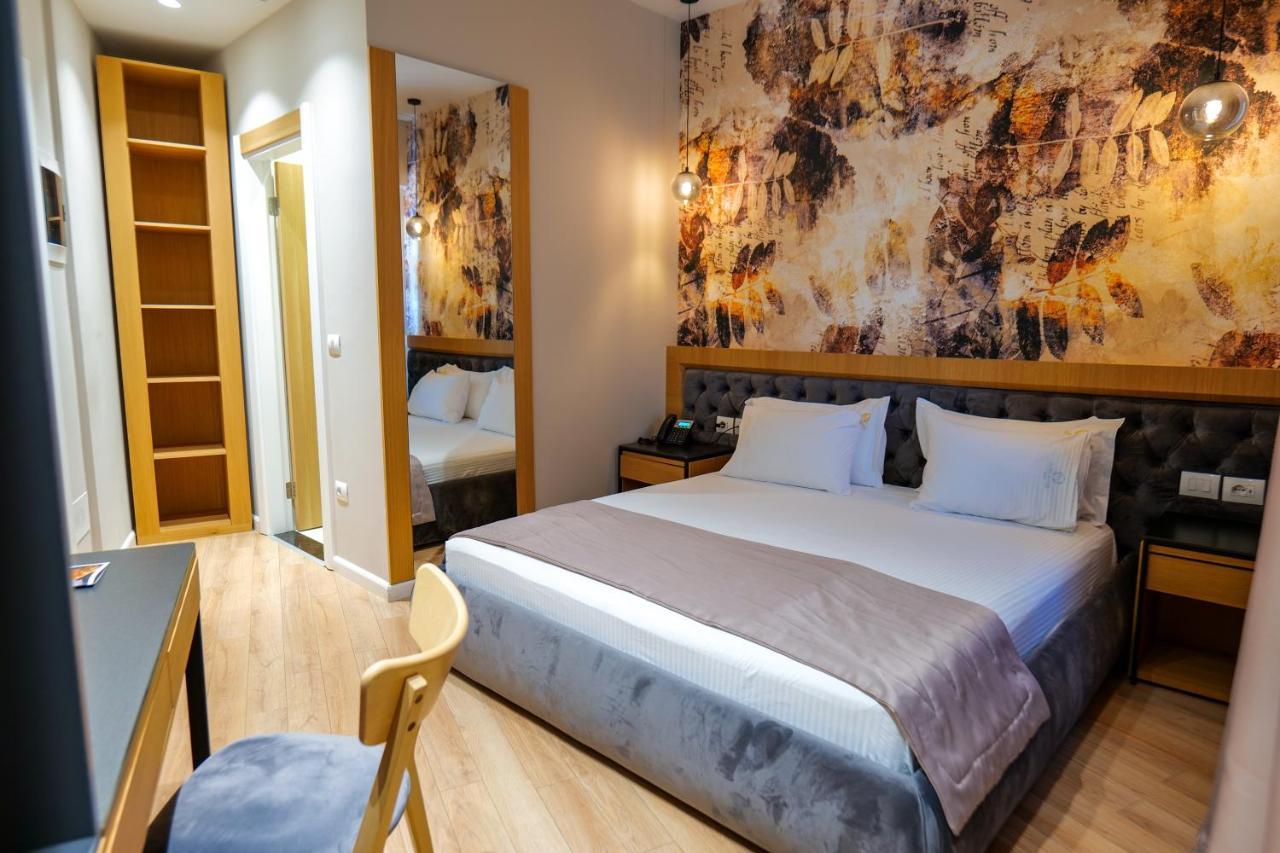Lord Hotel Tirana Vorë エクステリア 写真